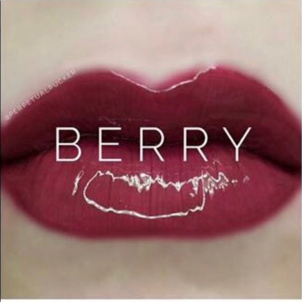 NWT Senegence Berry Lipsense